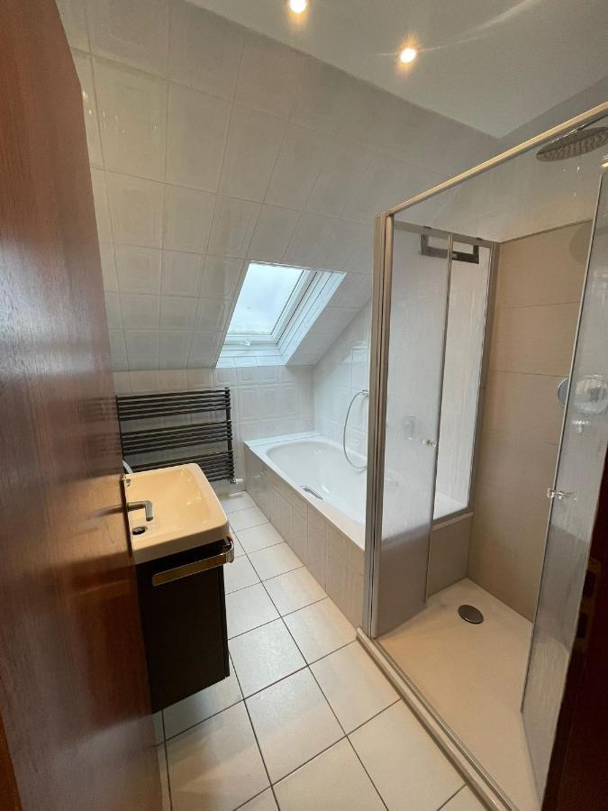 Großzügige Ferienwohnung am Stadtrand von Fulda Exterior foto